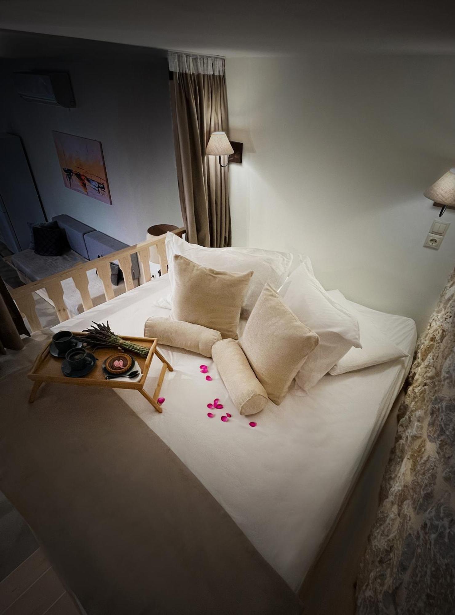Holiday home Stonehousekefalos *